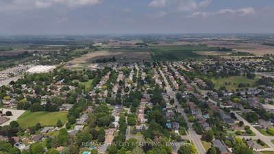 152 McCall Crescent • Norfolk, ON photo 2