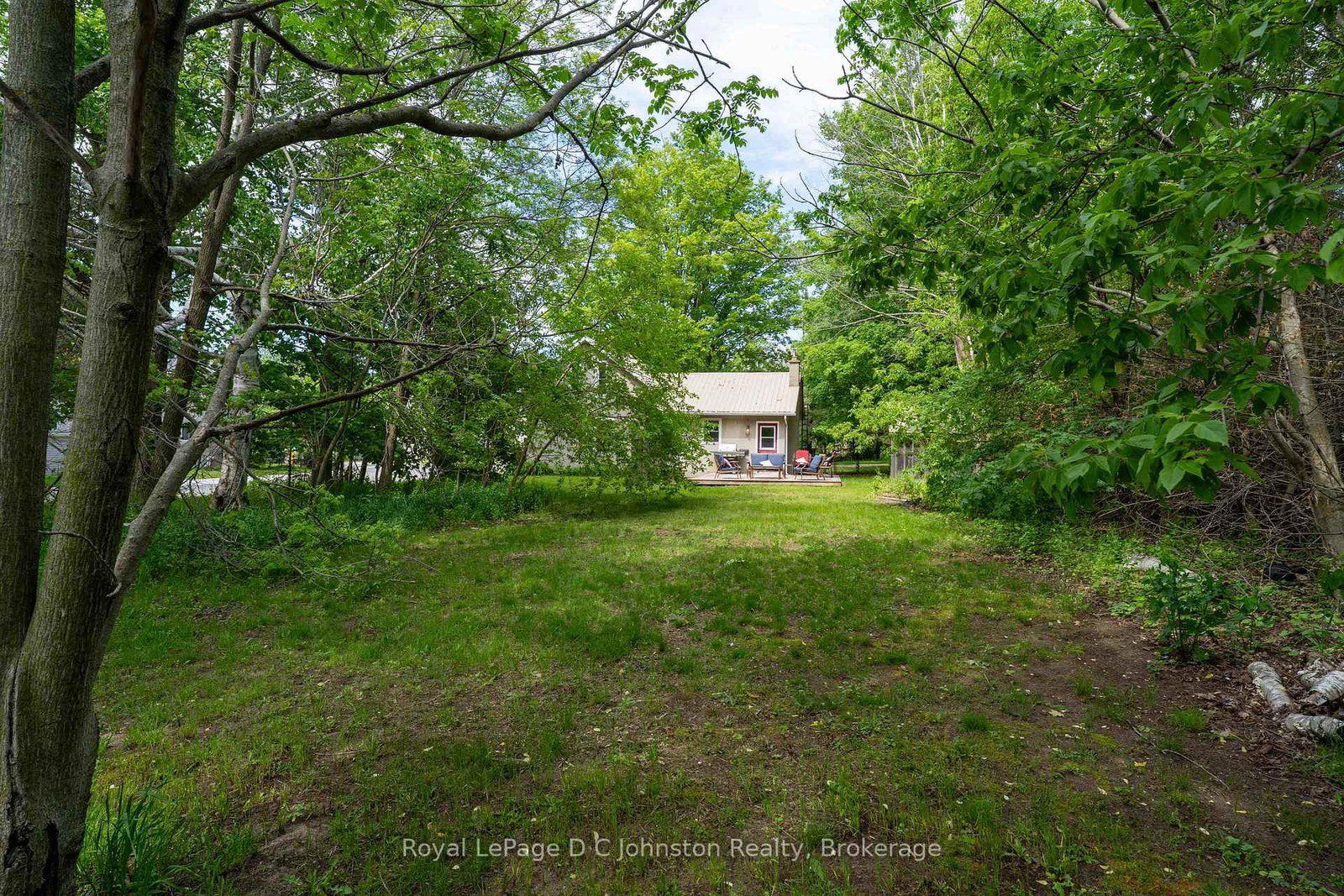 561 Wellington Street • Saugeen Shores, ON photo 24
