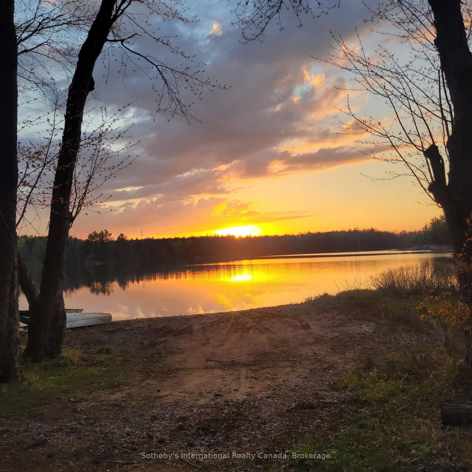 1083 Thomas Road • Gravenhurst, ON photo 8