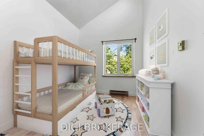 332 Iona Street — photo 5