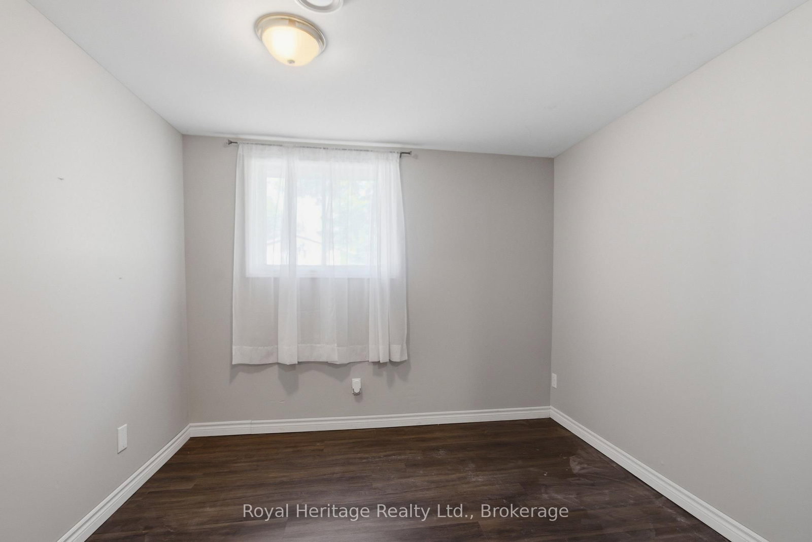 95 S Division Street • Brighton, ON photo 28