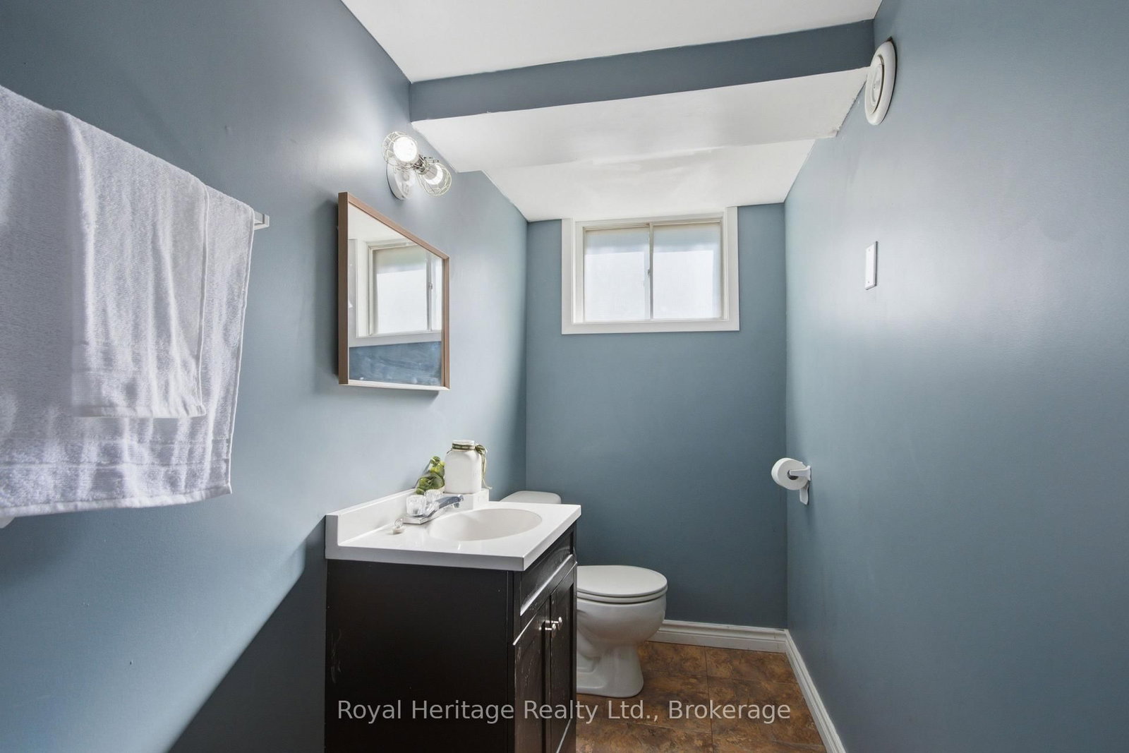 95 S Division Street • Brighton, ON photo 29
