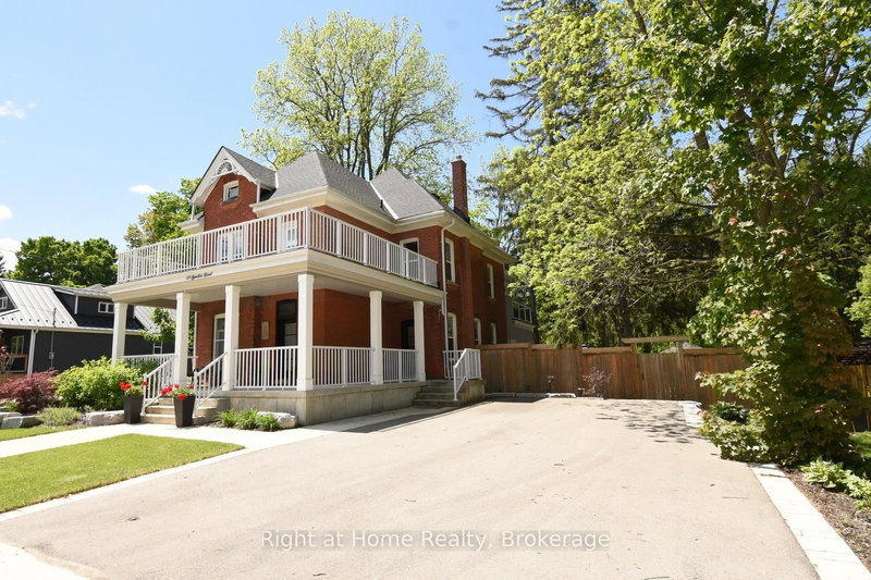 89 Lynden Rd photo 2