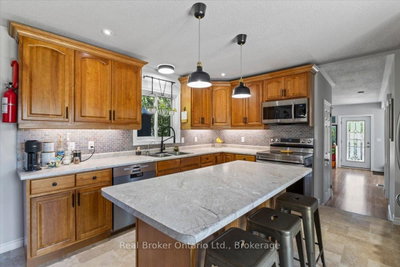 732 Arthur Street — photo 4