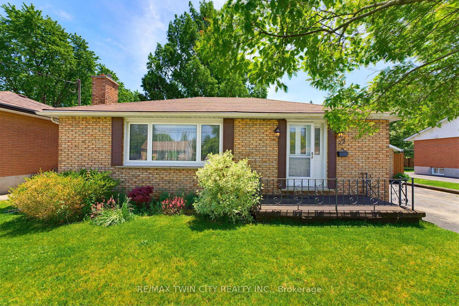 22 Dunsdon Street • Brantford, ON photo 1