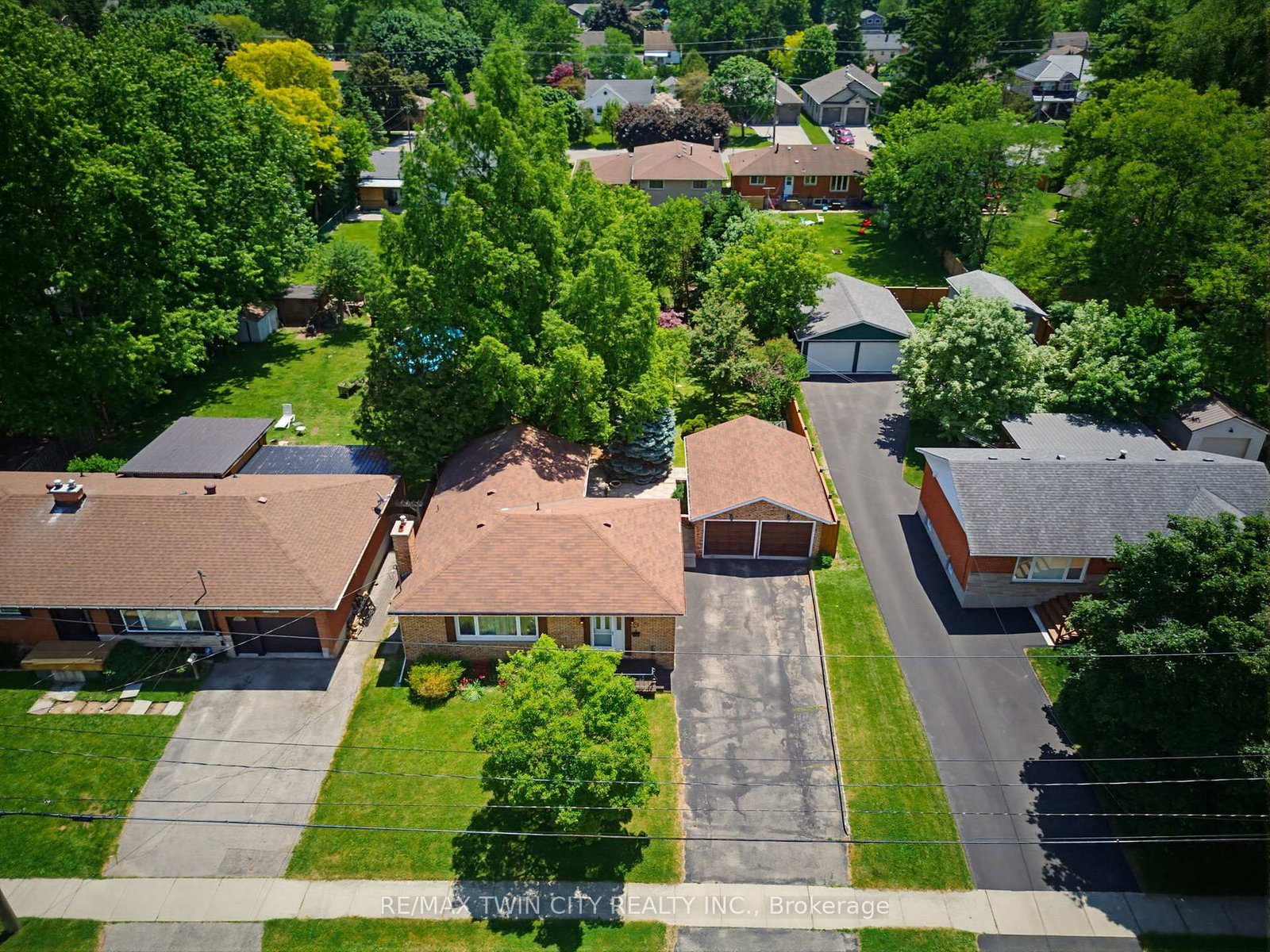 22 Dunsdon Street • Brantford, ON photo 33