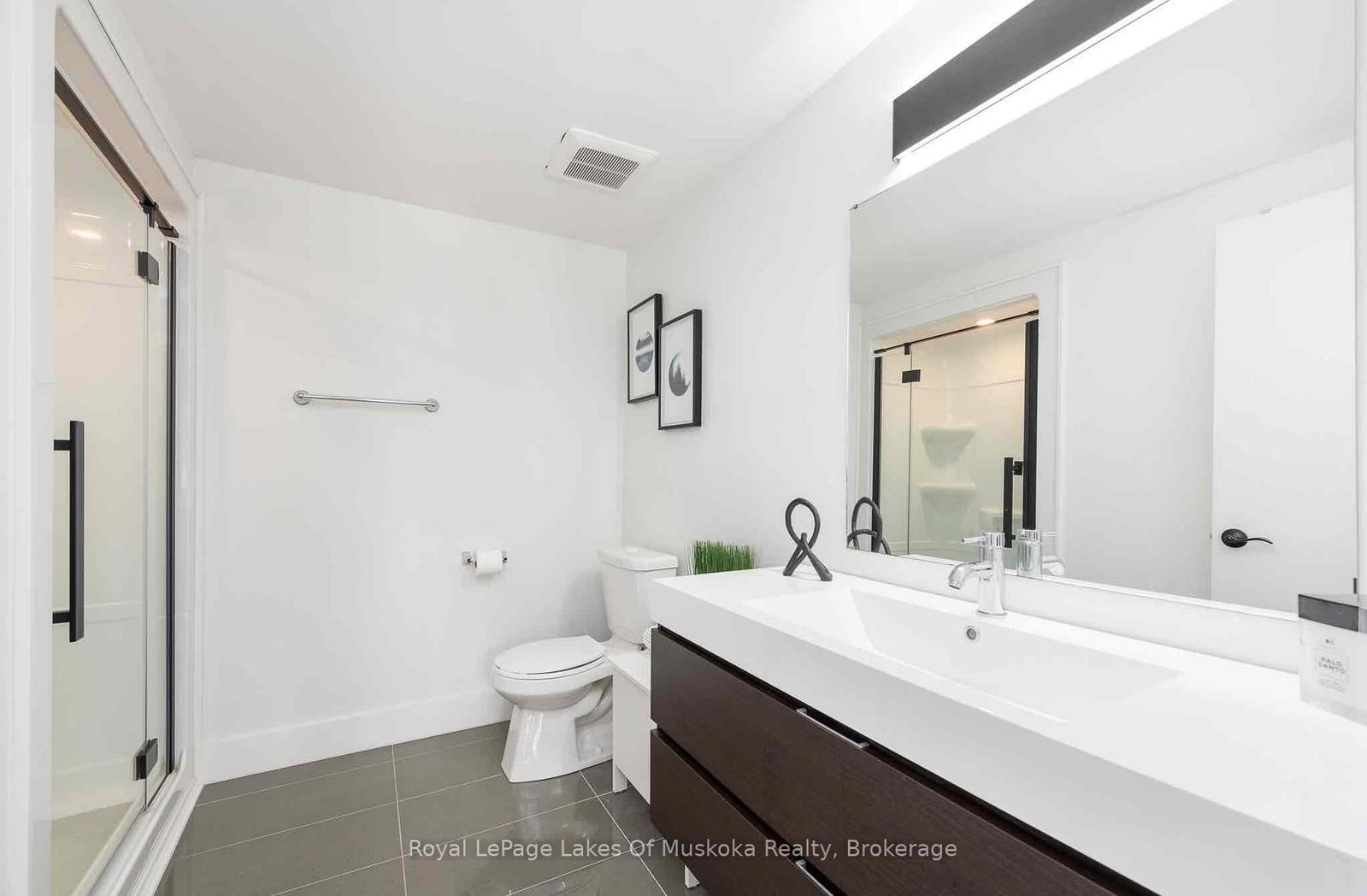 3 Tree Tops Lane • #102 • Huntsville, ON photo 13