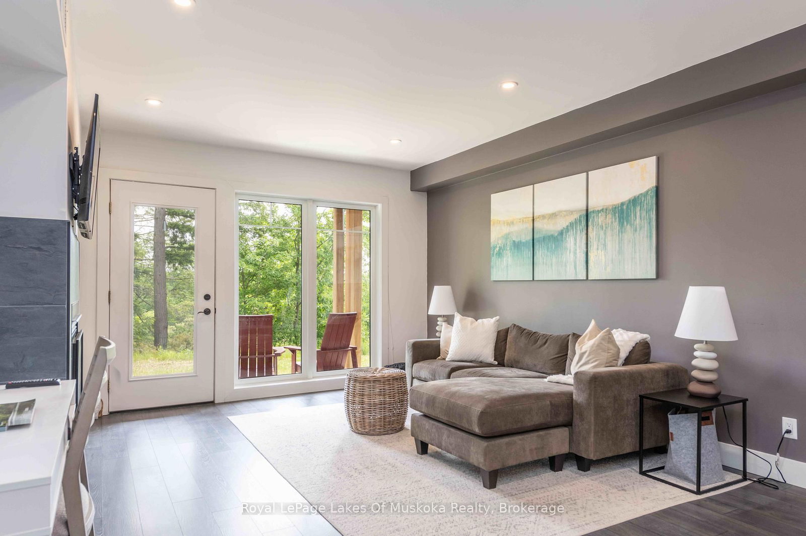 3 Tree Tops Lane • #102 • Huntsville, ON photo 3