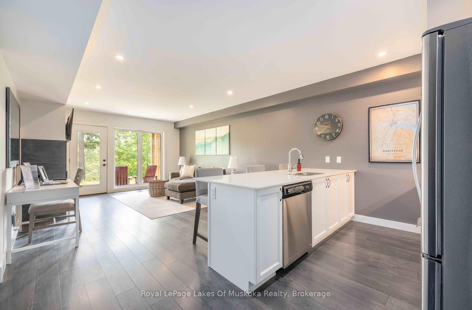 3 Tree Tops Lane • #102 • Huntsville, ON photo 9
