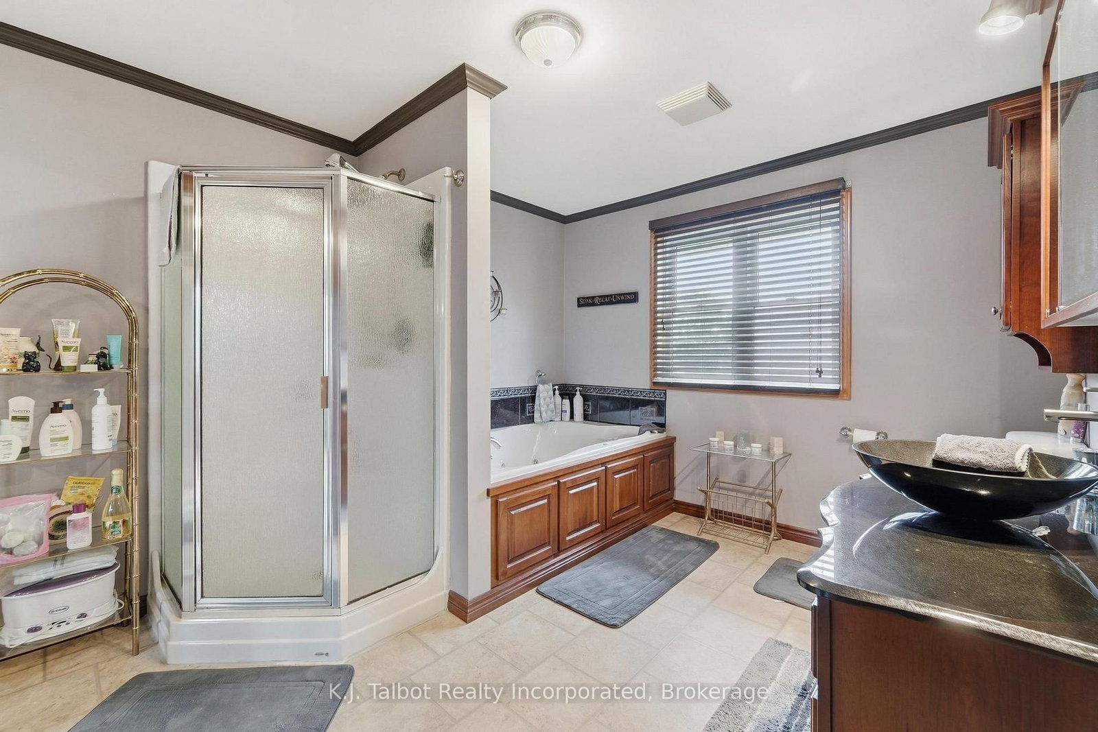 155 James Street • Central Huron, ON photo 12