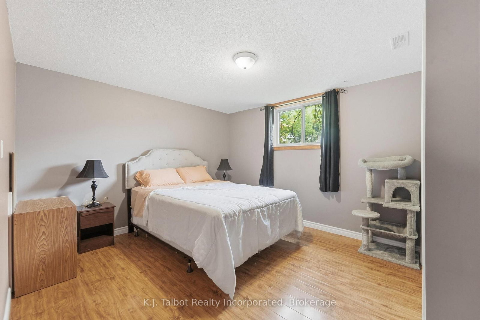 155 James Street • Central Huron, ON photo 17