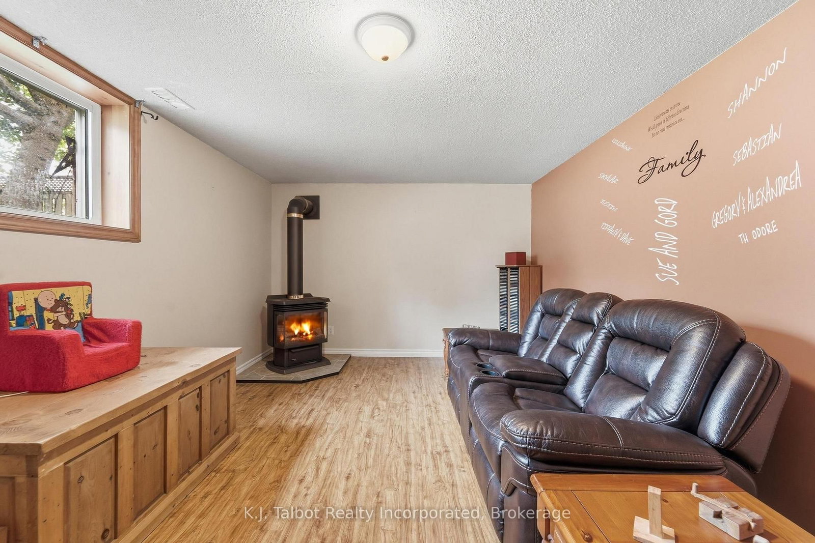 155 James Street • Central Huron, ON photo 20