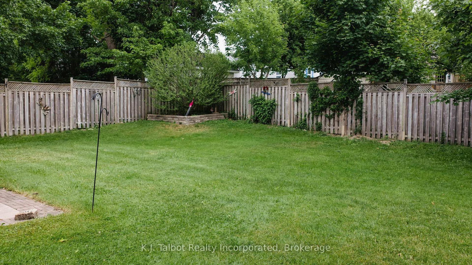 155 James Street • Central Huron, ON photo 36
