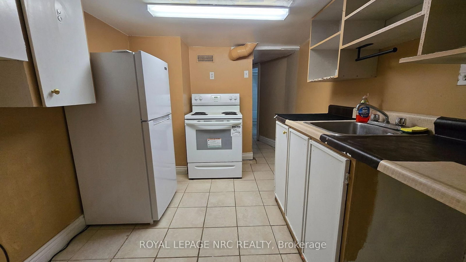 Detached House for lease at Main & Second Floor Only-4425 Hiram Street, Niagara Falls, Ontario, L2E 1A2 - Downtown - MLS: X13424924