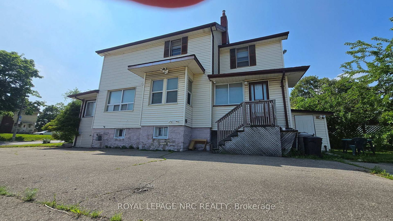Detached House for lease at Main & Second Floor Only-4425 Hiram Street, Niagara Falls, Ontario, L2E 1A2 - Downtown - MLS: X13424924