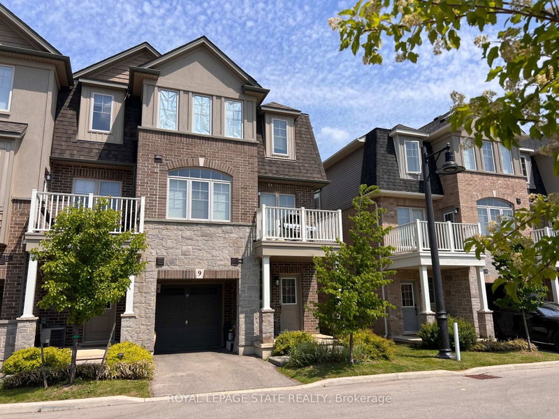 home for lease on 9 Pim Lane