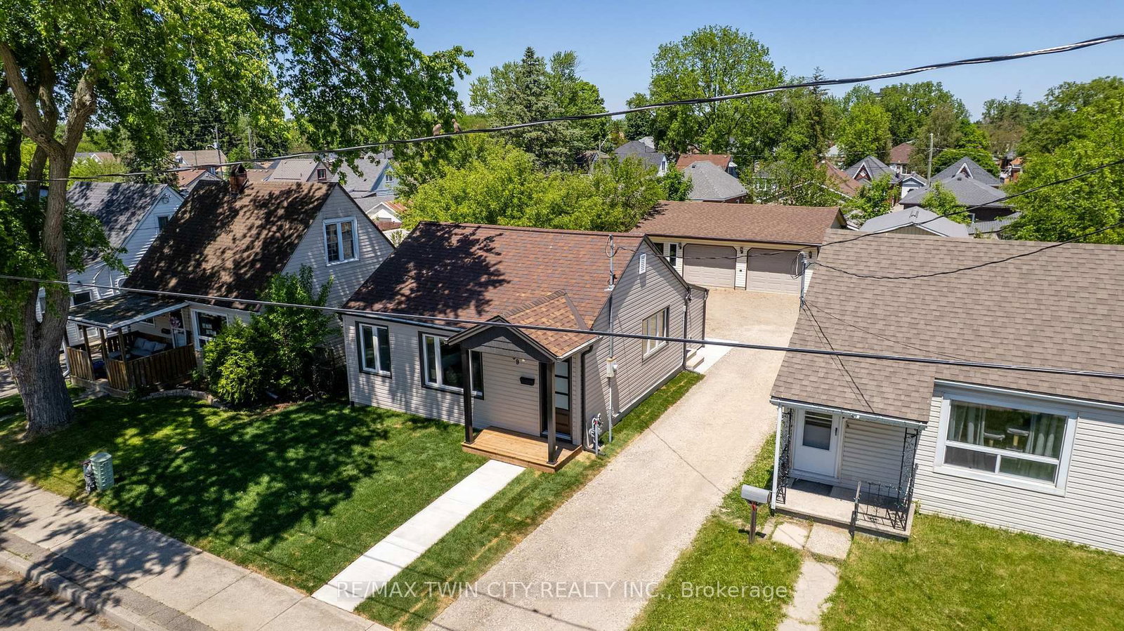 59 Salisbury Avenue • Brantford, ON photo 31