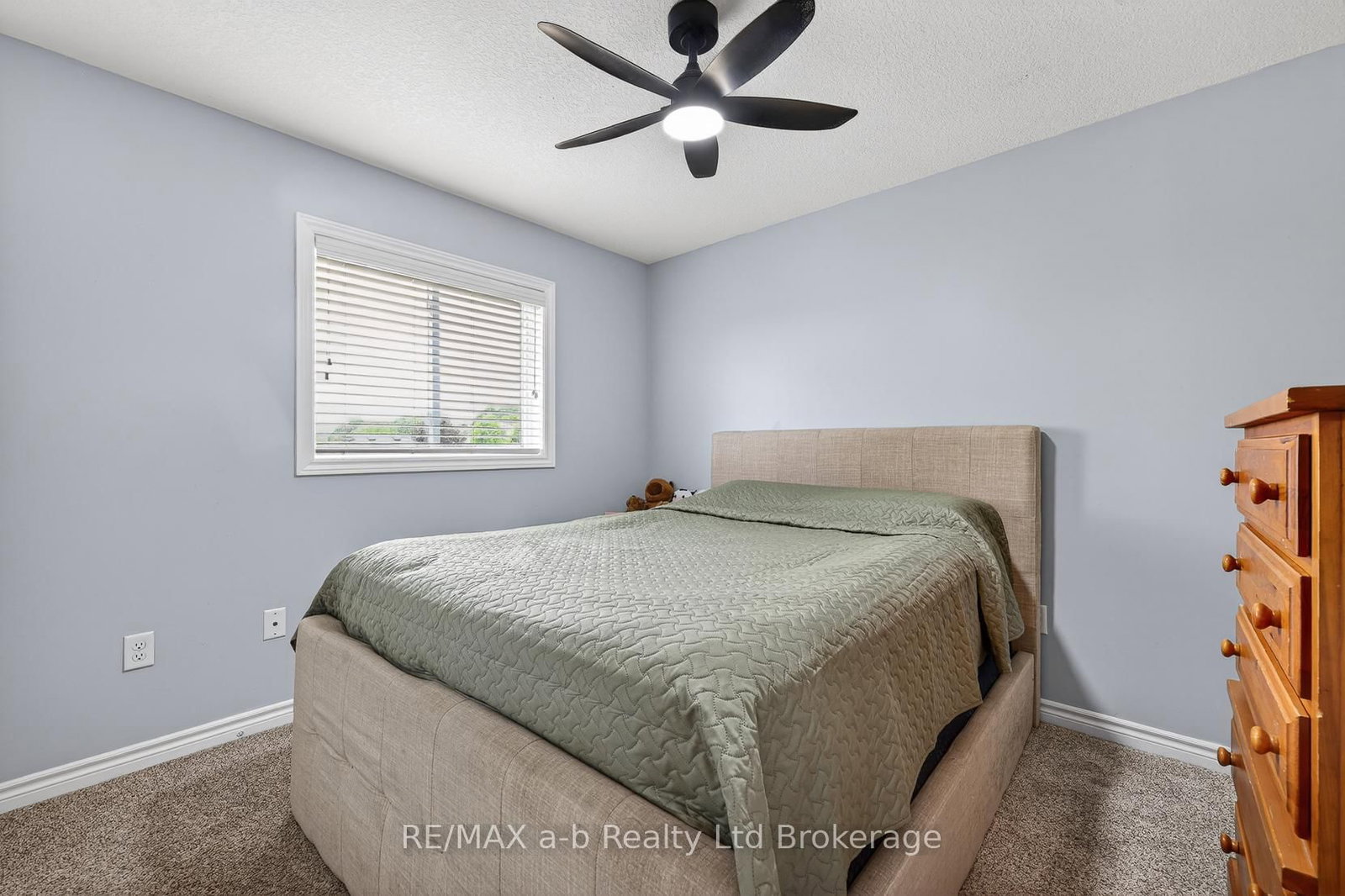 29 Kendell Lane • Ingersoll, ON photo 17