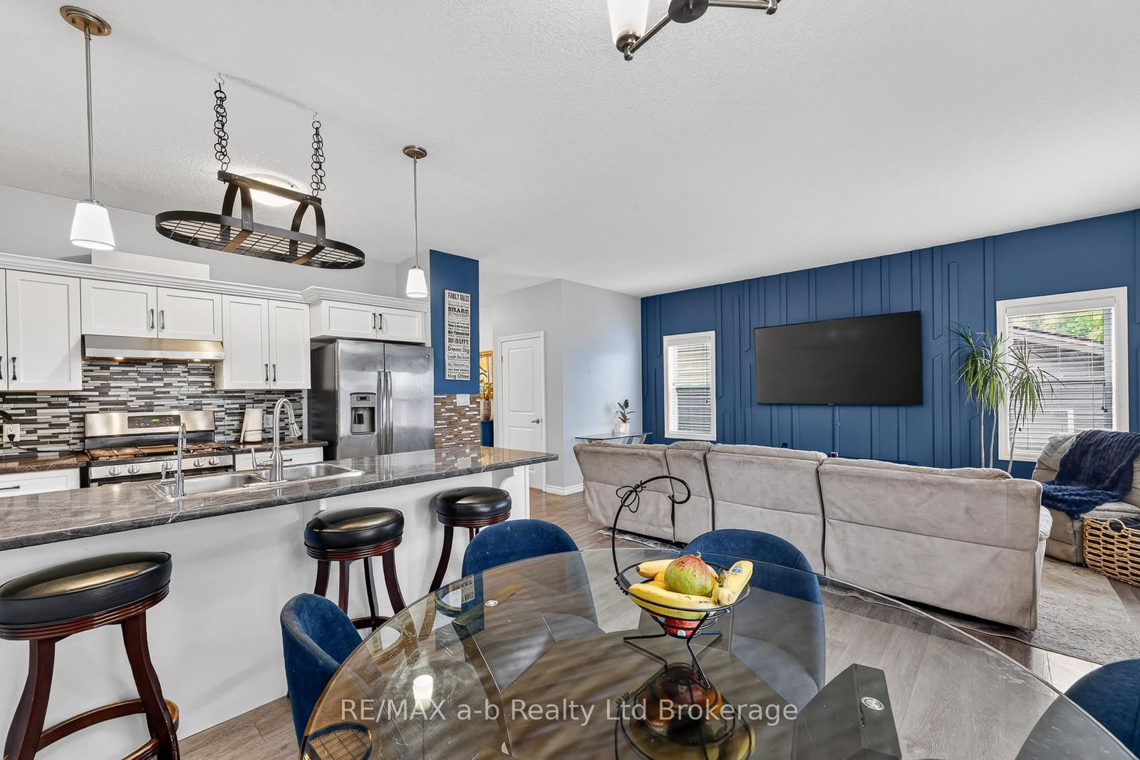 29 Kendell Lane • Ingersoll, ON photo 5