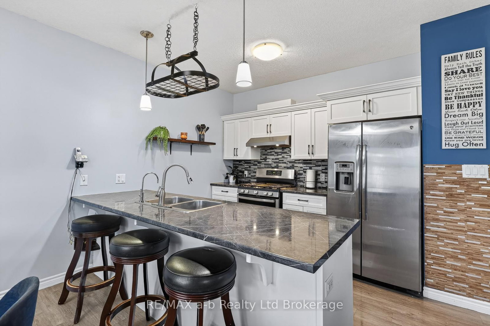 29 Kendell Lane • Ingersoll, ON photo 6