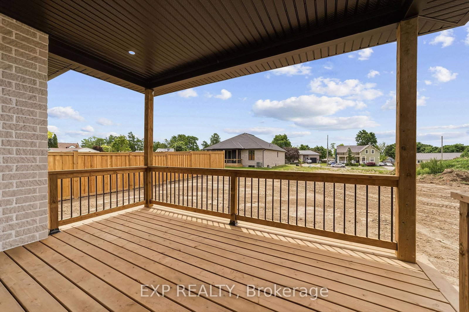 404 Erie Street • Warwick, ON photo 15