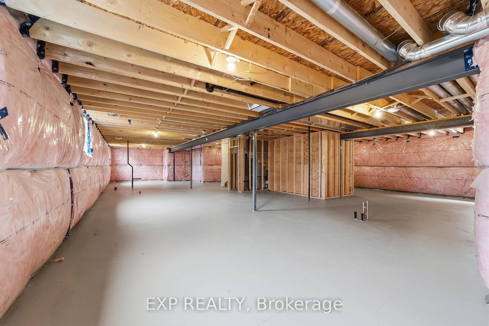 404 Erie Street • Warwick, ON photo 31