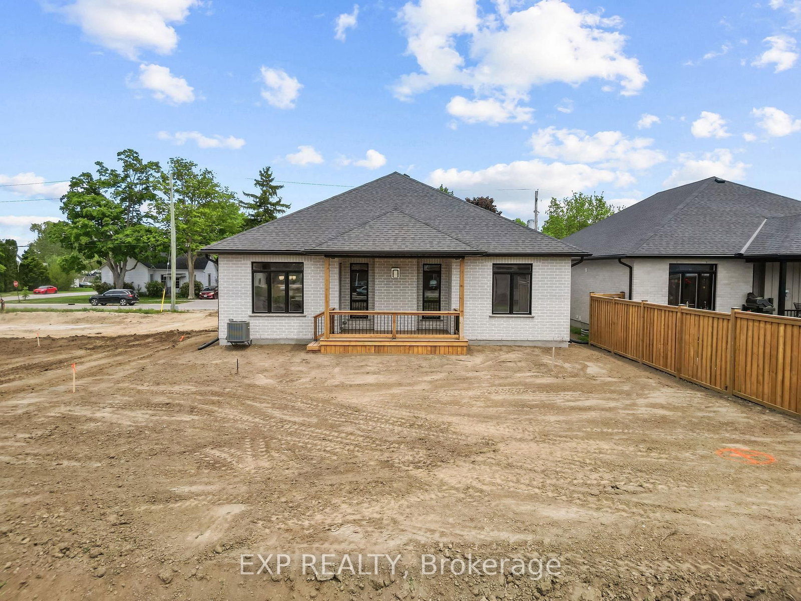 404 Erie Street • Warwick, ON photo 36