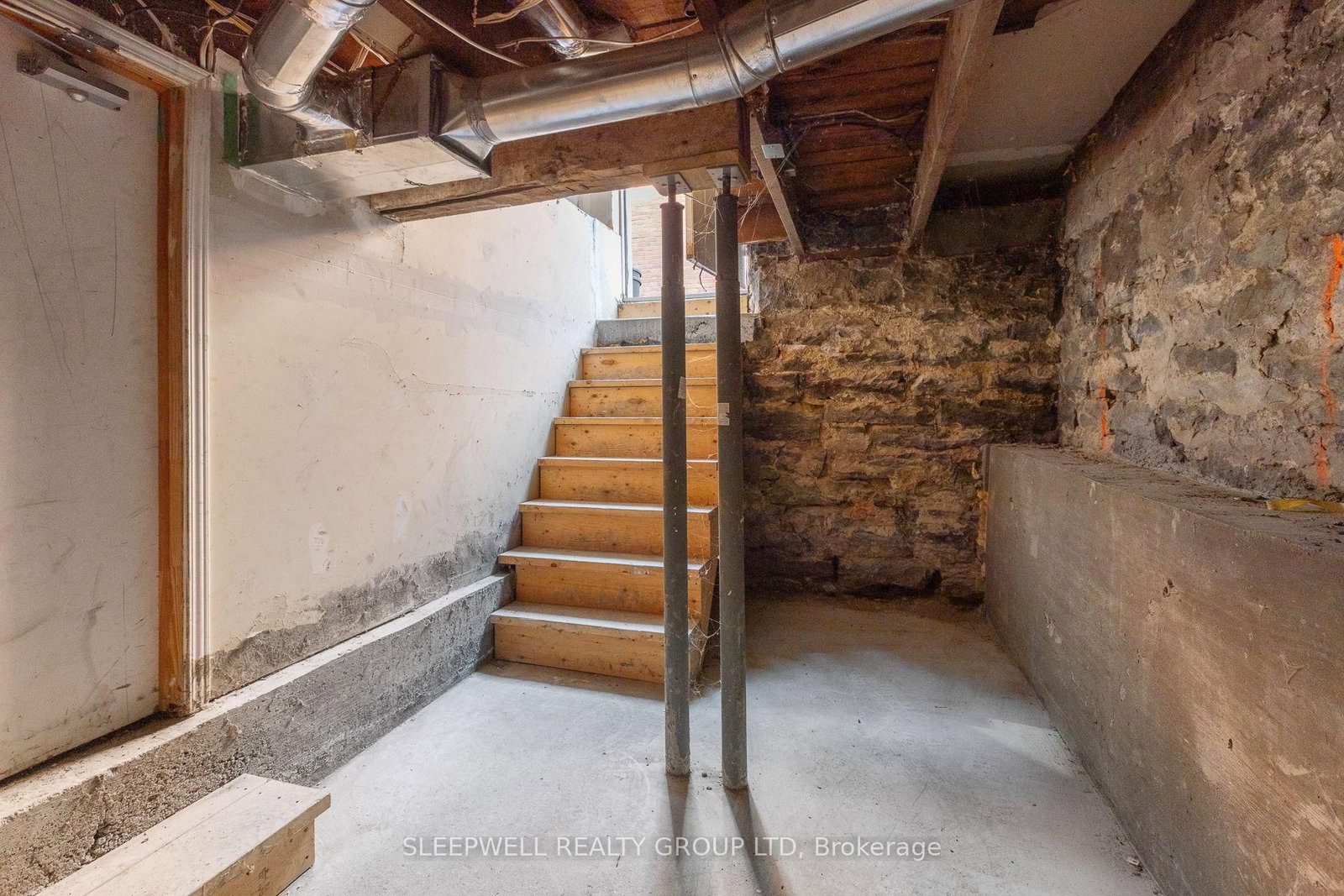 389 Daly Avenue • Ottawa, ON photo 34