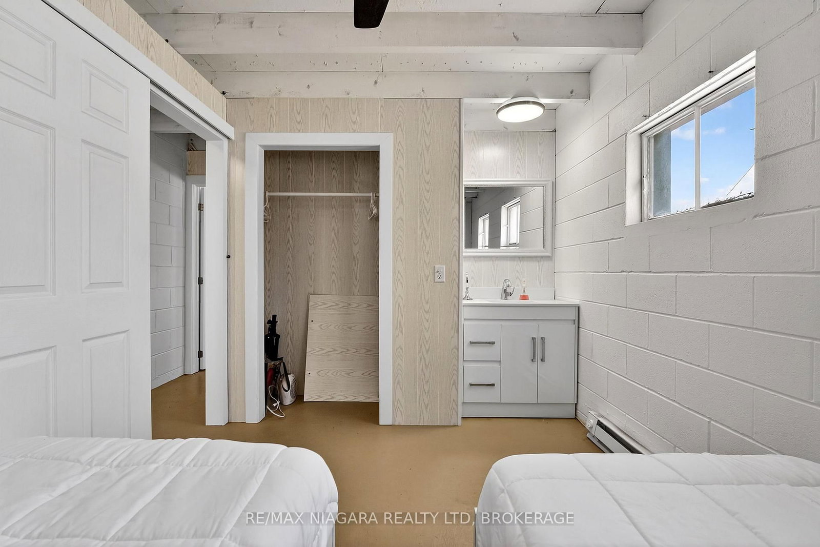 239 Pleasant Beach Road • Port Colborne, ON photo 24