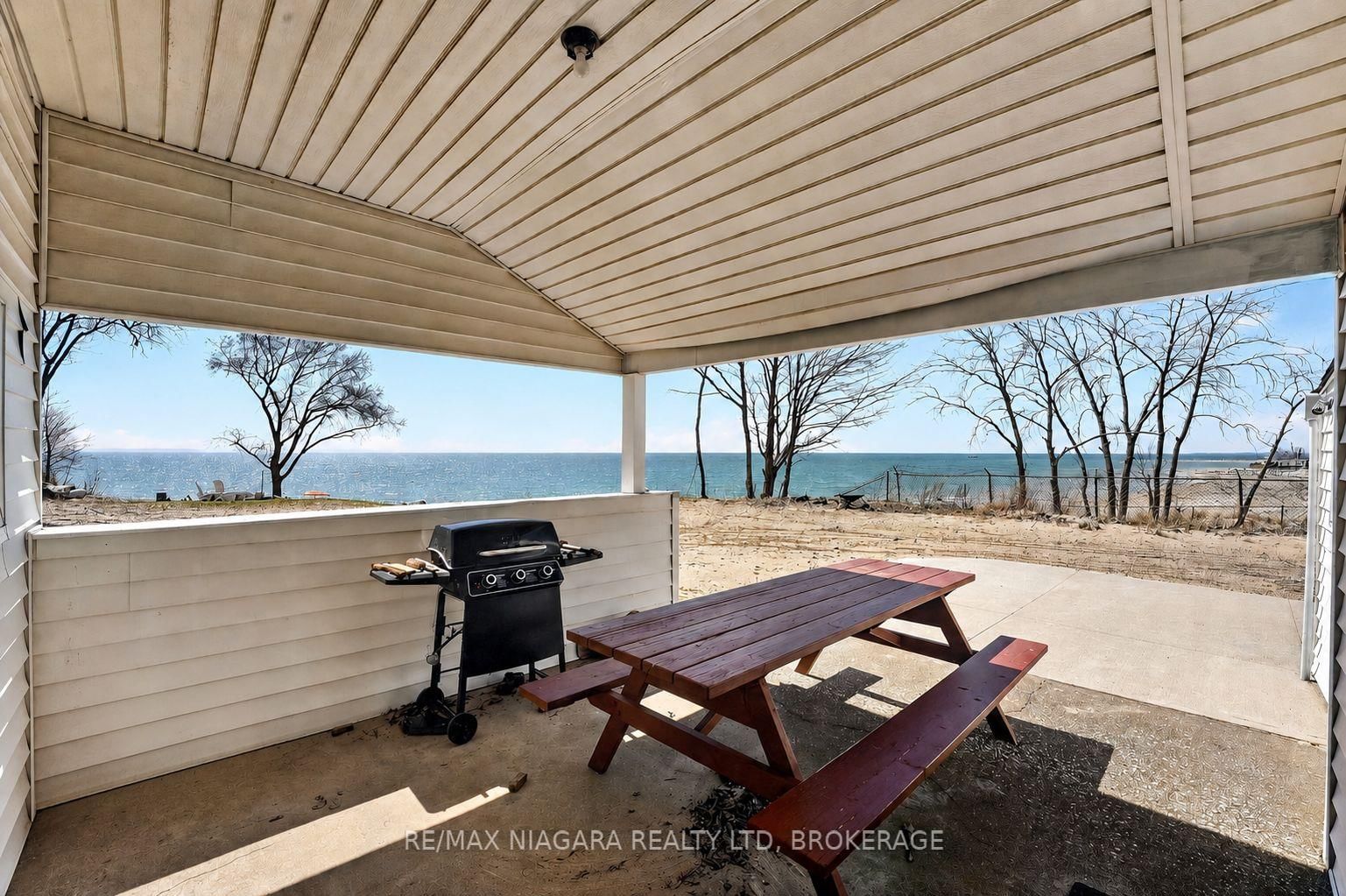 239 Pleasant Beach Road • Port Colborne, ON photo 27