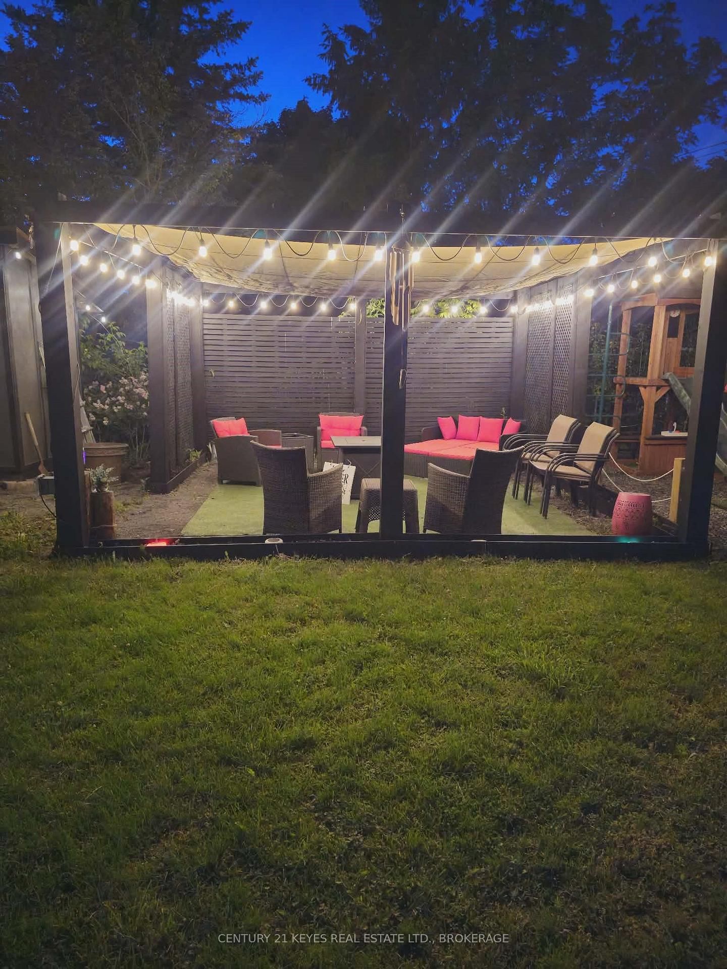 275 Victoria Avenue • Gananoque, ON photo 33