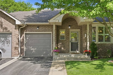 53 Greentrail Drive