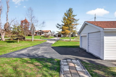 12 North Bayou Road • Kawartha Lakes, ON photo 4