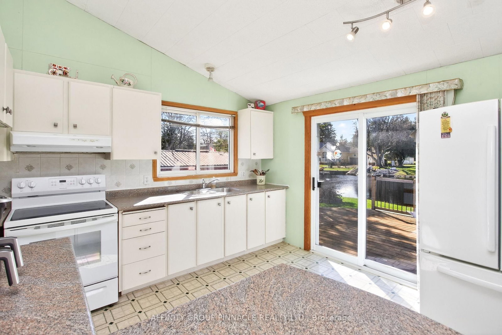 12 North Bayou Road • Kawartha Lakes, ON photo 8