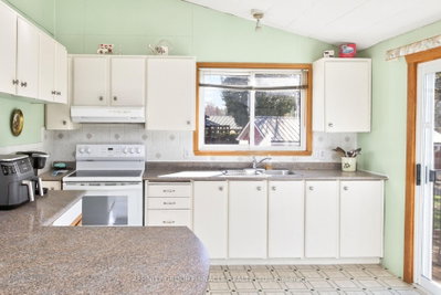 12 North Bayou Road • Kawartha Lakes, ON photo 9