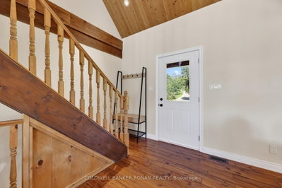 3 Laela Crescent • Mulmur, ON photo 6