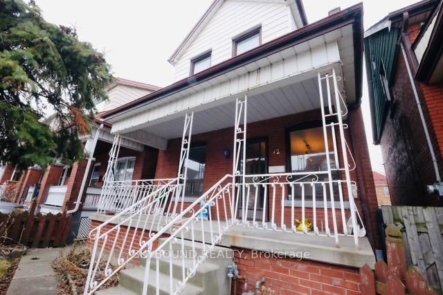 Upper 1 - 72 Somerset Avenue