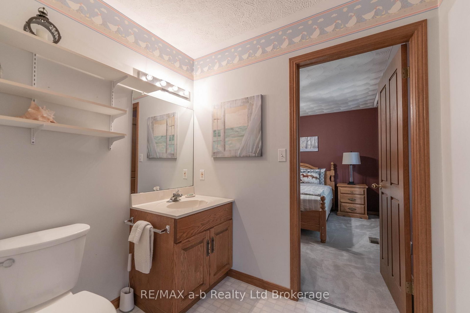 34 Lorraine Avenue • Tillsonburg, ON photo 21
