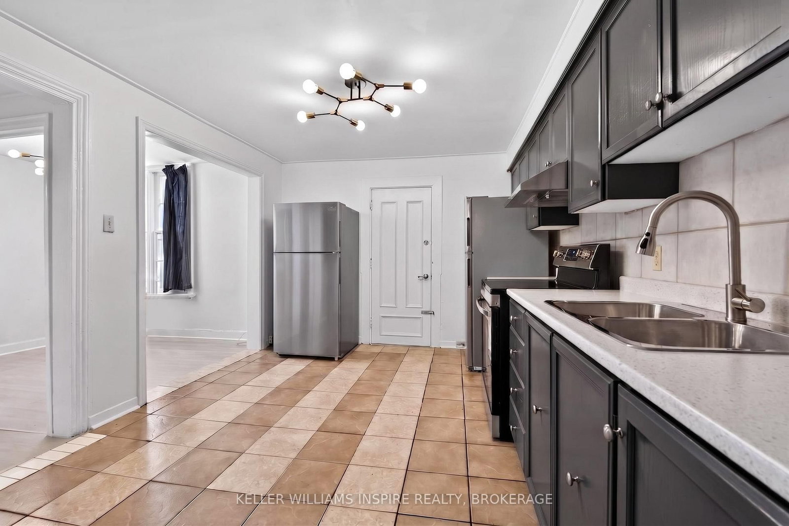 512 Johnson Street • Kingston, ON photo 12