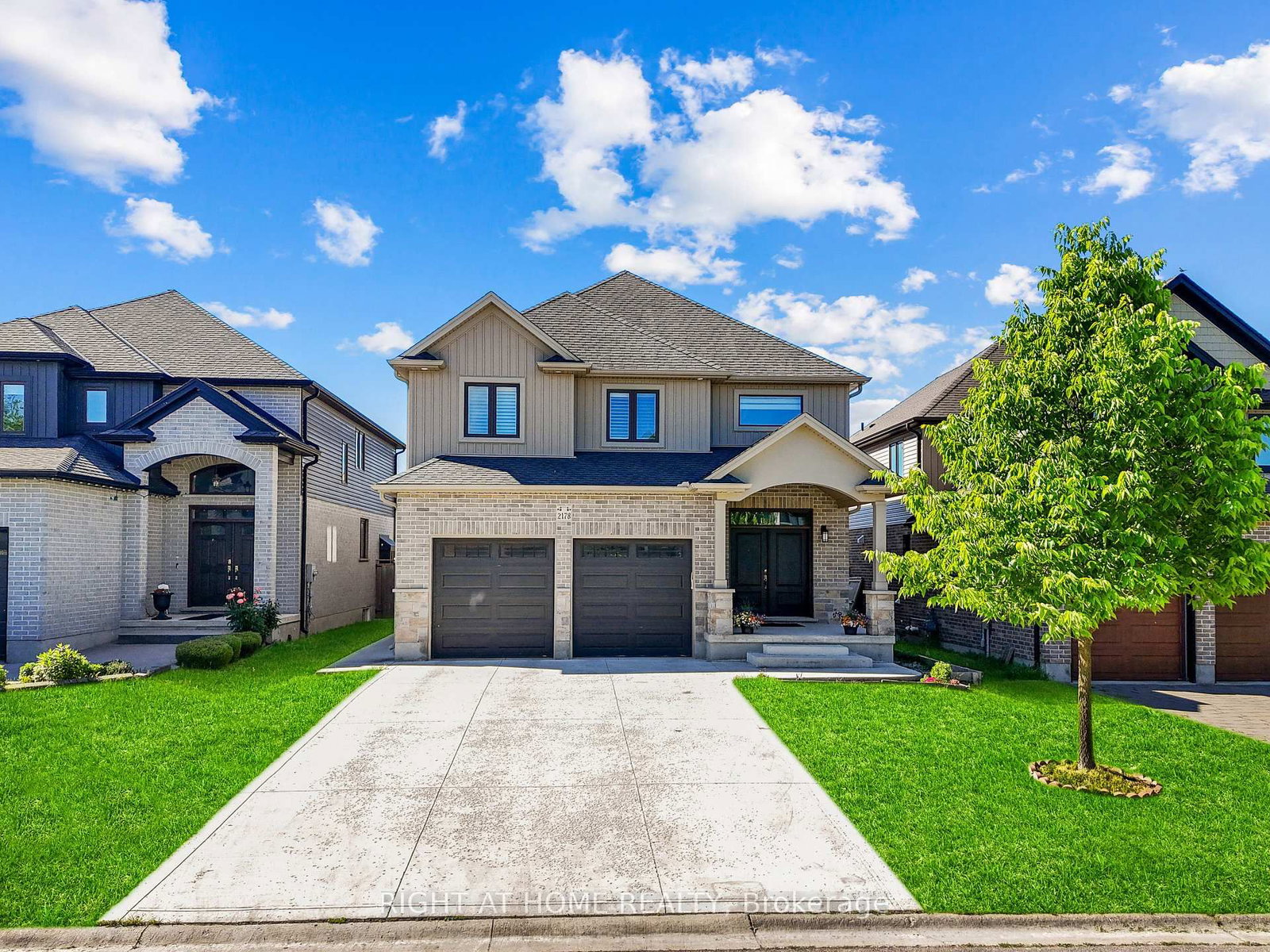 2178 Springridge Drive, London North