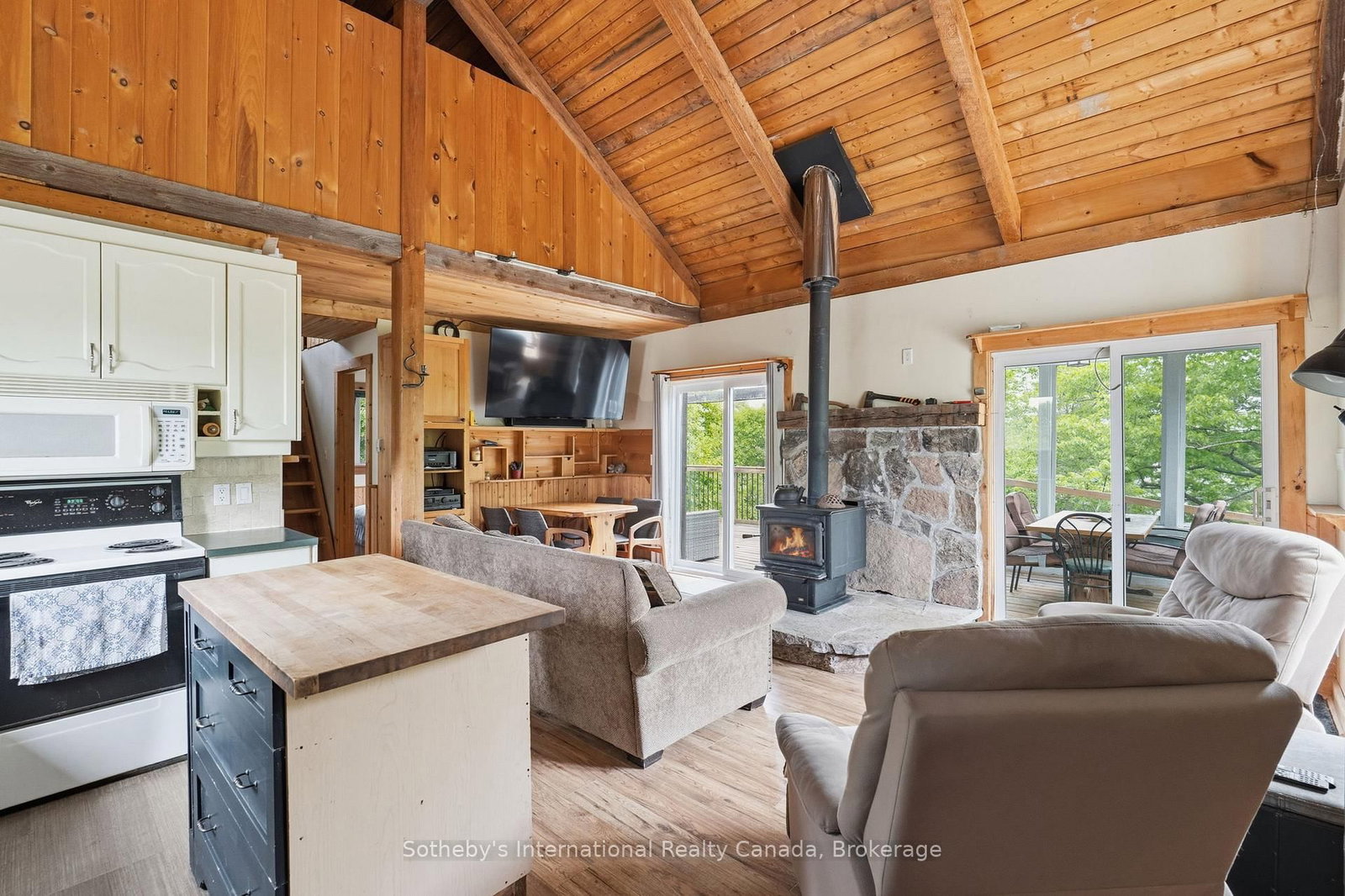 166 MYERS LAKE Road • Georgian Bay, ON photo 4