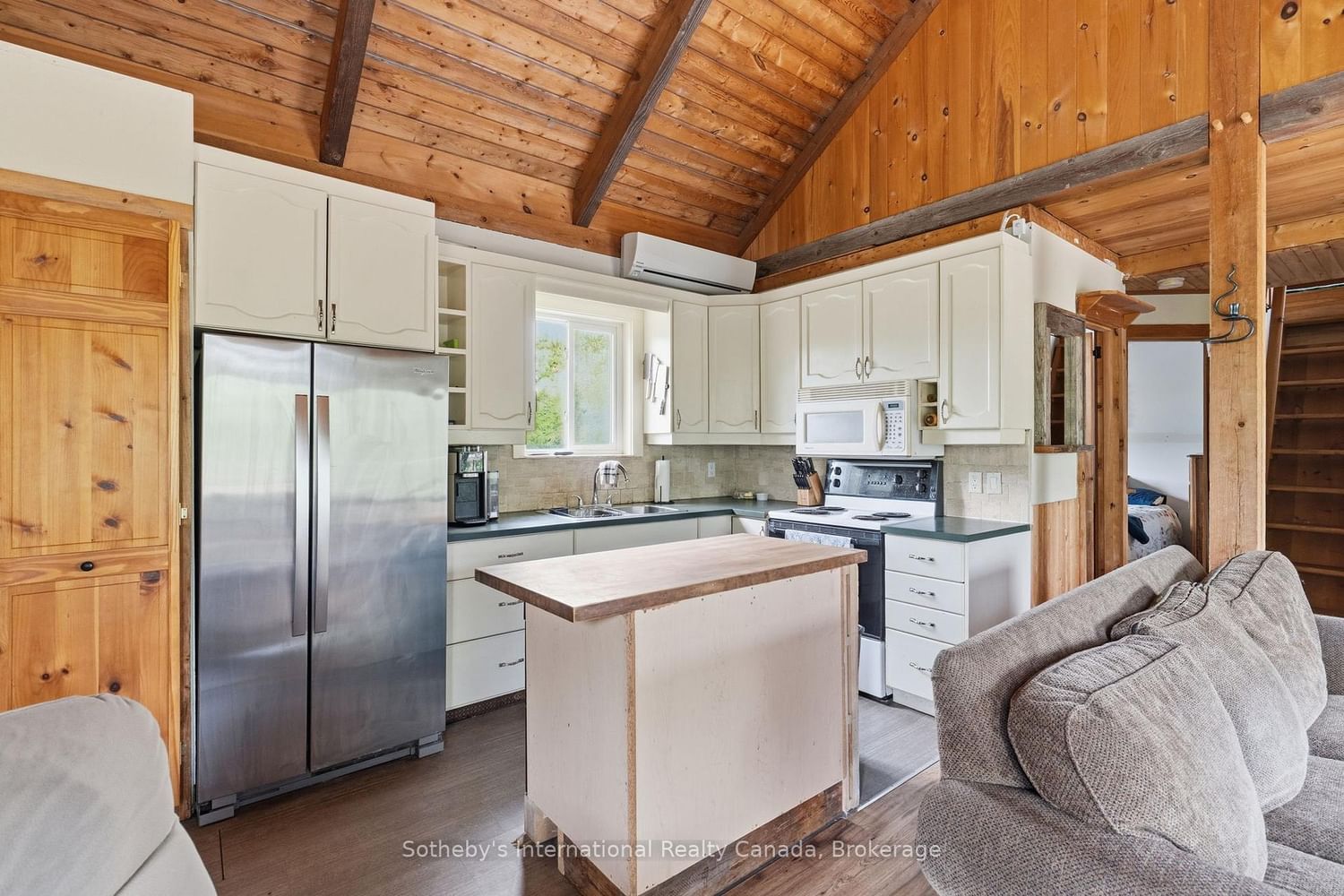 166 MYERS LAKE Road • Georgian Bay, ON photo 9