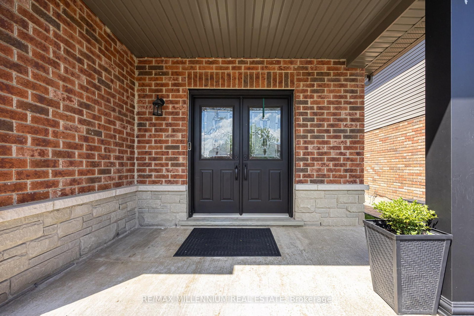 96 Windwood Drive, Hamilton, ON, photo 4