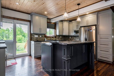 45 Joseph Street • Georgian Bay, ON photo 9