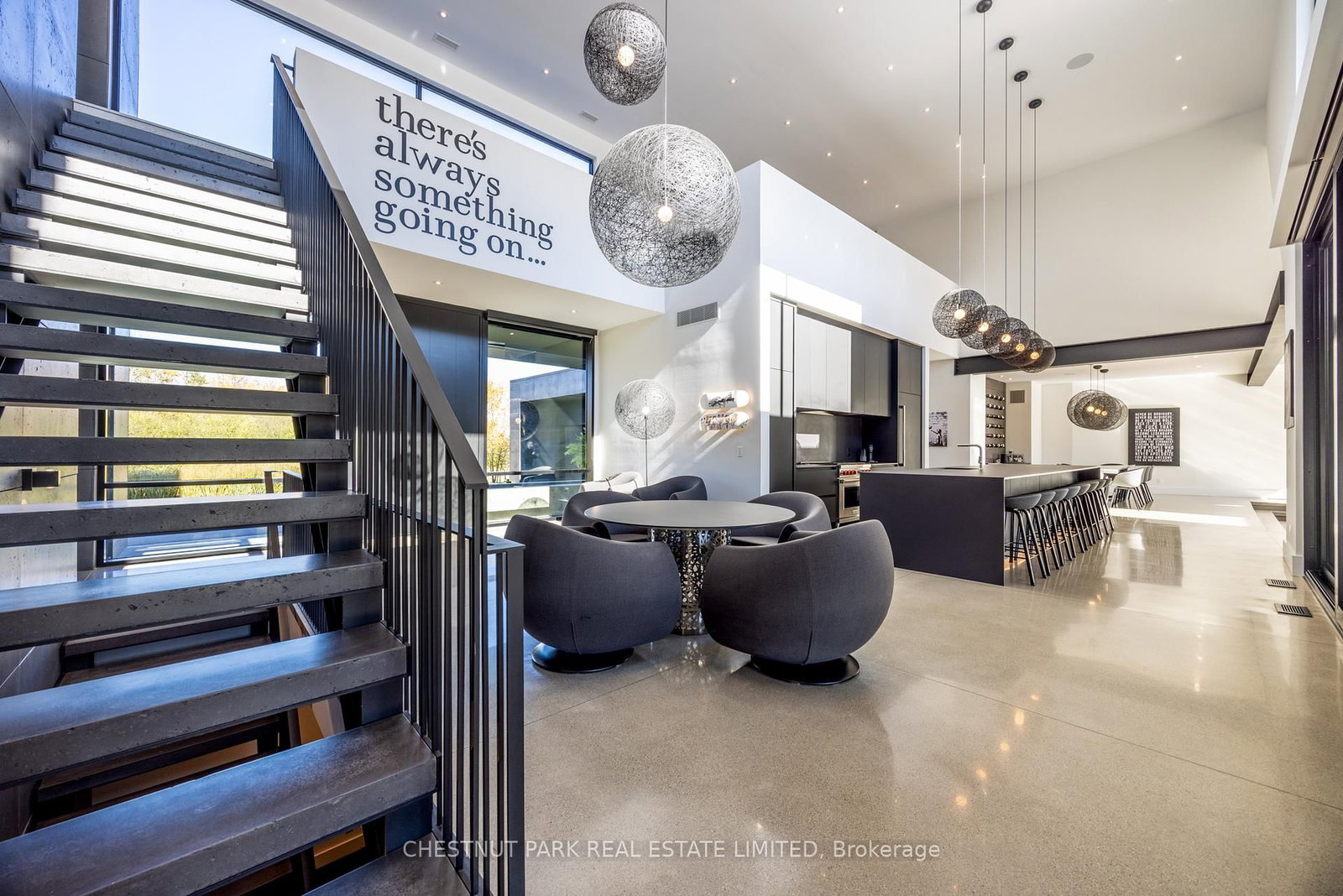 112 Stone Zack Lane • Blue Mountains, ON photo 4
