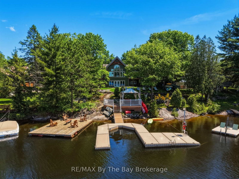 61 Mckellar Lake Road