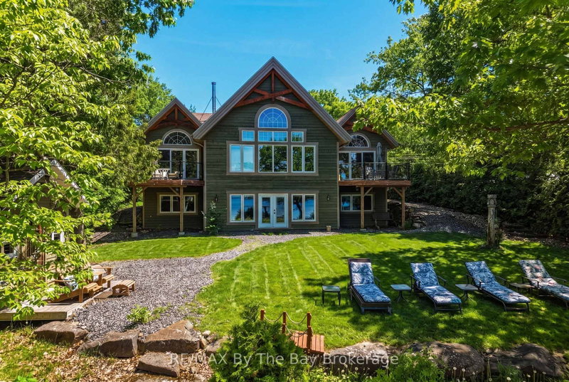 61 Mckellar Lake Road