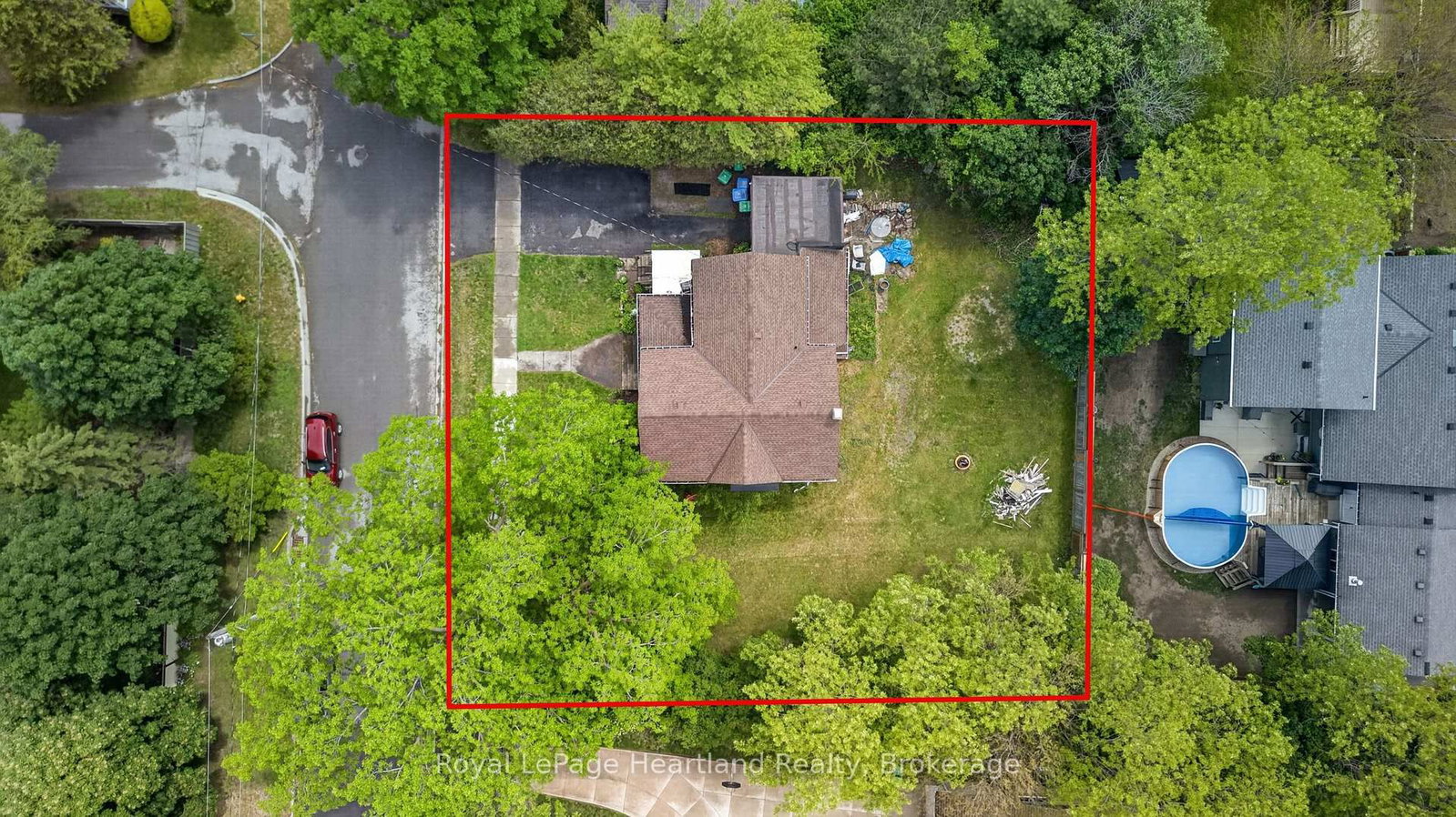 179 Lighthouse Street W • Goderich, ON photo 2