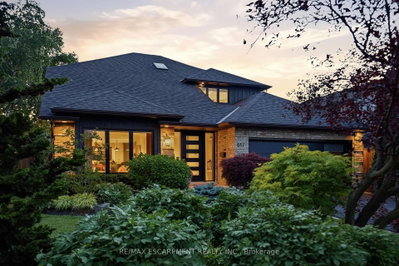 617 Grays Road • Hamilton, ON photo 2