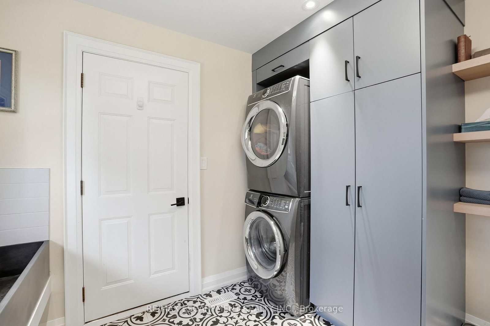 617 Grays Road • Hamilton, ON photo 38